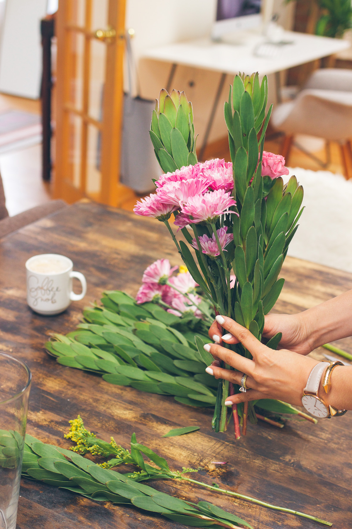 Easy Flower Arrangements From The Grocery Store Lows to Luxe