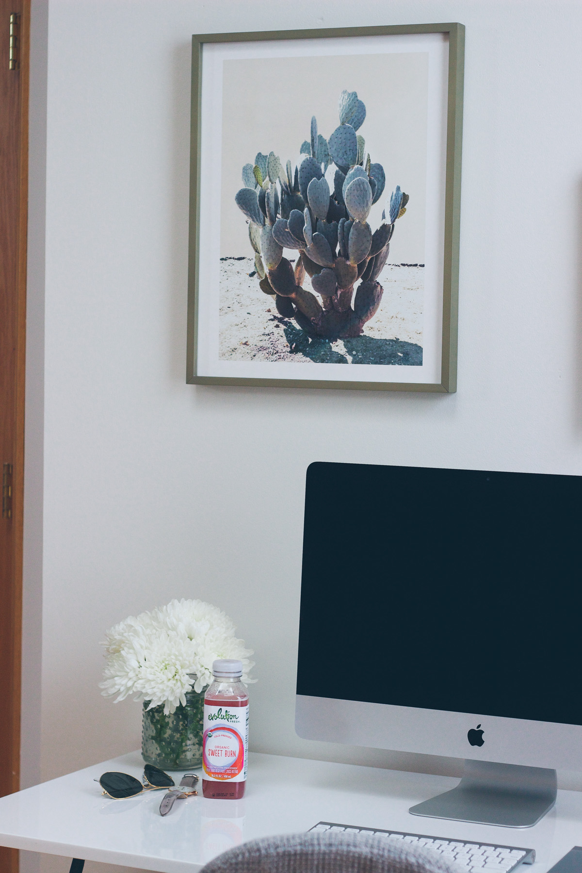 How To Create A Simple Desk Gallery Wall Lows to Luxe